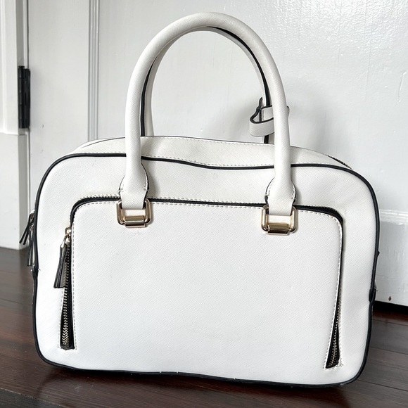 🤍 White Zara Bag IN PERFECT CONDITION! - Picture 2 of 13